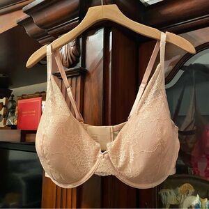 SOMA Lightest Lift Lace Plunge Bra 40DD Lace Beige
